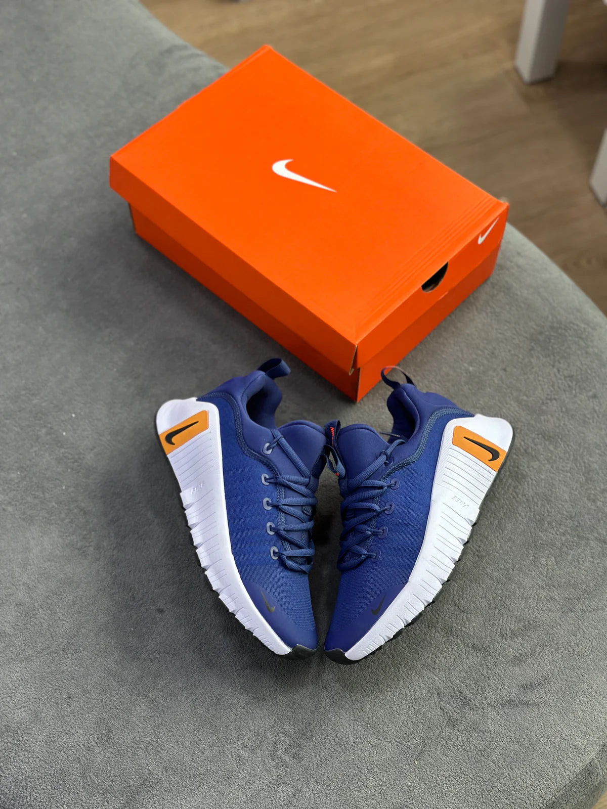 NIKE FREE METCON