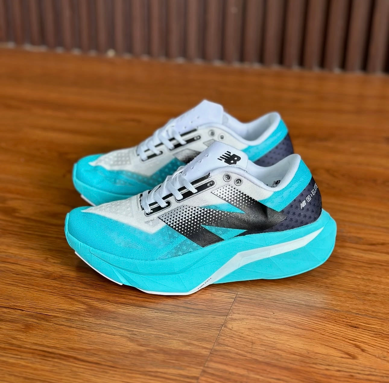 NEW BALANCE ELITE