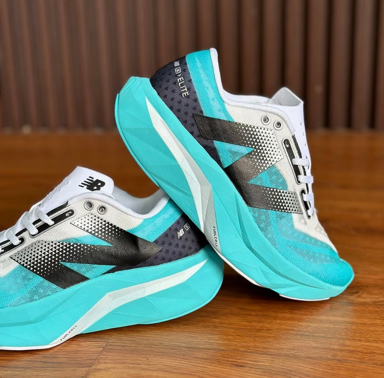 NEW BALANCE ELITE
