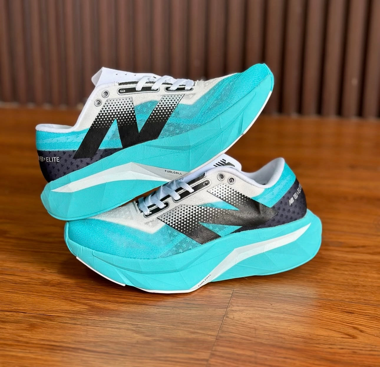 NEW BALANCE ELITE