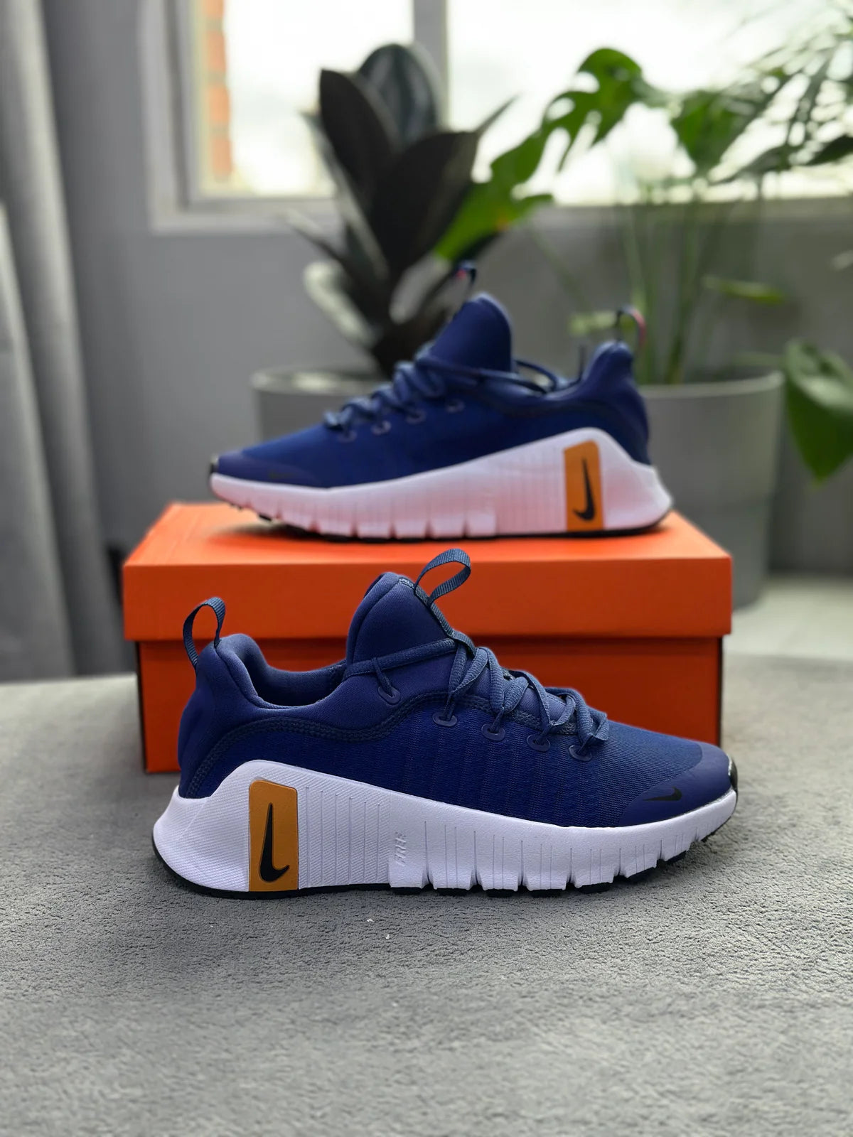 NIKE FREE METCON
